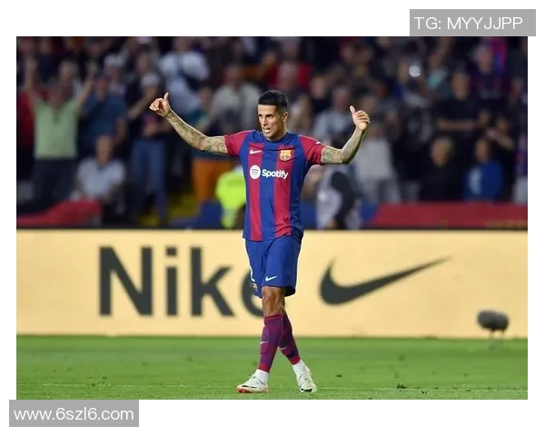 坎塞洛在足球场上的华丽转身与战术价值解析 坎塞洛在足球场上的华丽转身与战术价值解析